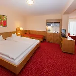 Hotel - Zum Ochsen Gmbh Berghulen