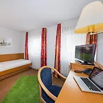 Hotel - Zum Ochsen Gmbh 3*