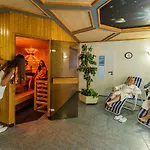 - Zum Ochsen Gmbh 3*