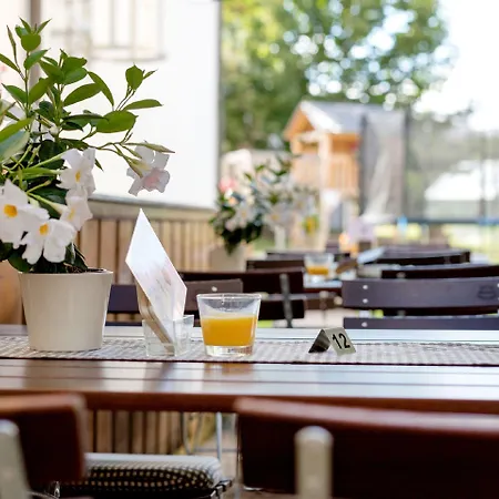 Hotel - Zum Ochsen Gmbh 3*