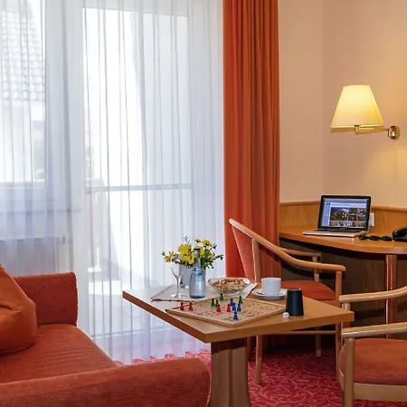 - Zum Ochsen Gmbh Hotel