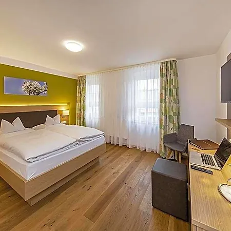 Hotel - Zum Ochsen Gmbh 3*