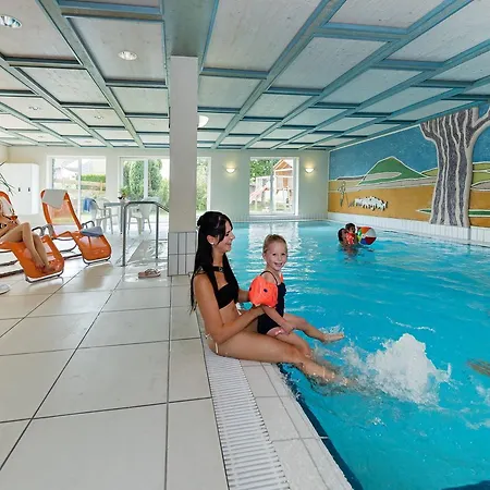 - Zum Ochsen Gmbh Hotel