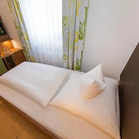 Hotel - Zum Ochsen Gmbh Berghulen