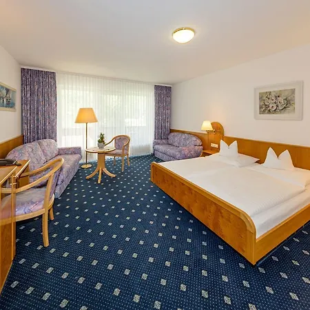 - Zum Ochsen Gmbh Hotel Berghulen