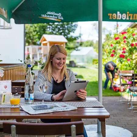 - Zum Ochsen Gmbh Hotel 3*