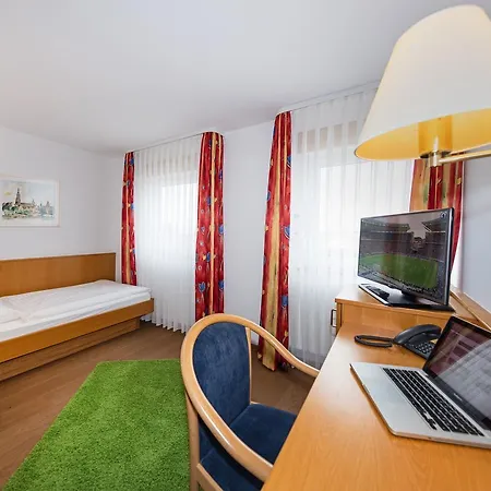 Hotel - Zum Ochsen Gmbh 3*