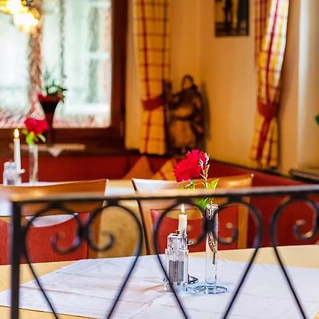 Hotel - Zum Ochsen Gmbh Berghulen