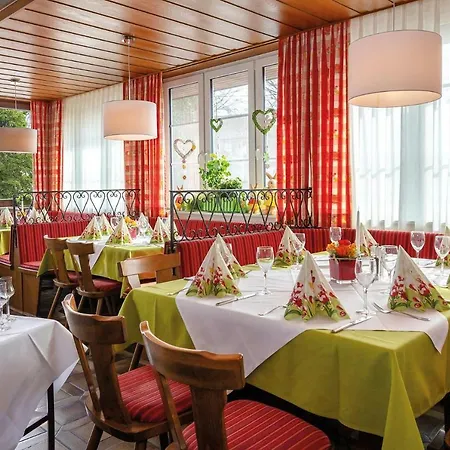 - Zum Ochsen Gmbh 3* Berghulen