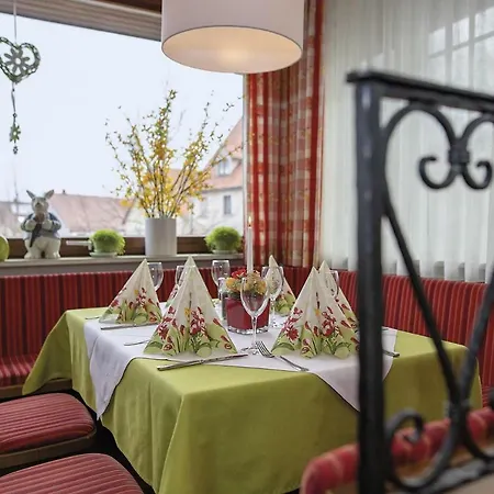 - Zum Ochsen Gmbh فندق Berghulen