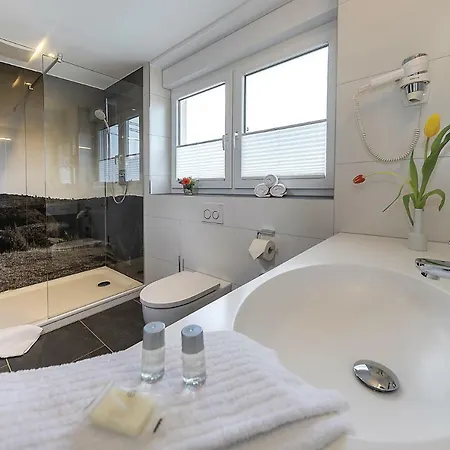 - Zum Ochsen Gmbh Berghulen